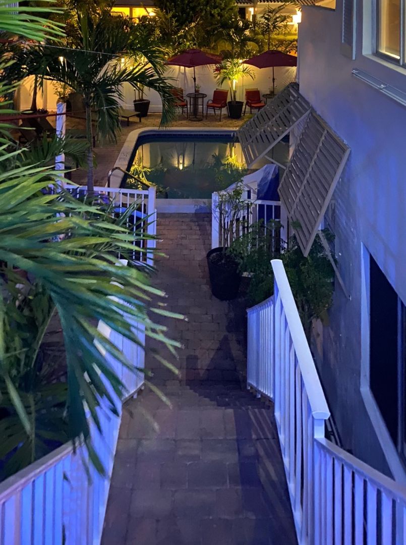 Stairs to pool